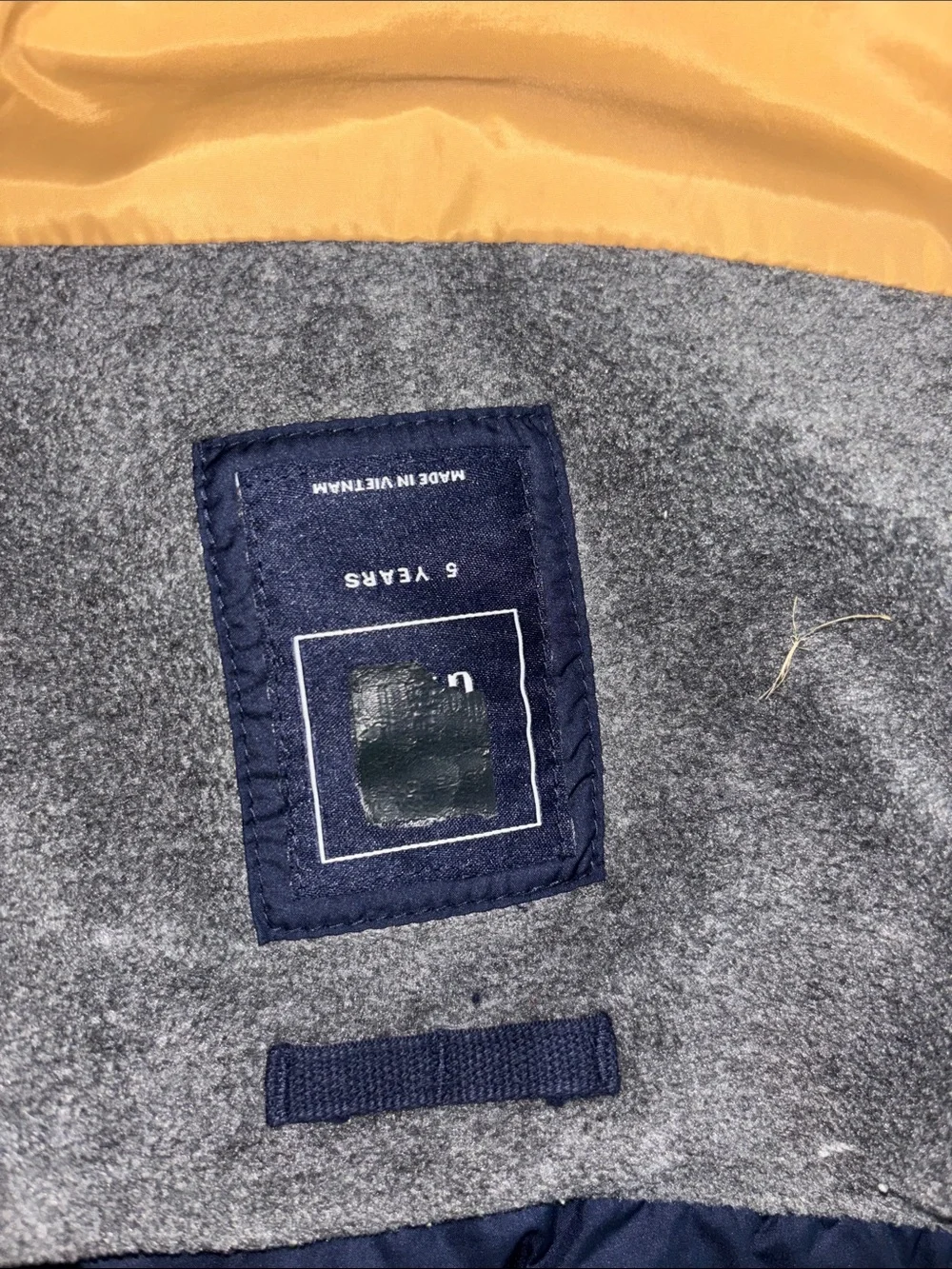GAP Navy Blue Quilted Puffer Vest for Kids size 5